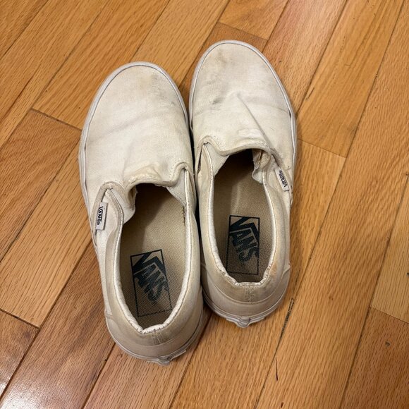 well worn slip on vans - Picture 1 of 2